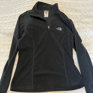 The North Face women’s black fleece size small